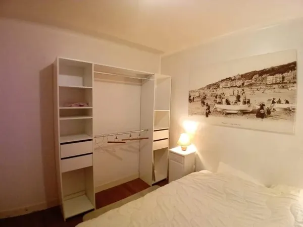 Chambre 1 pièce 14 m²