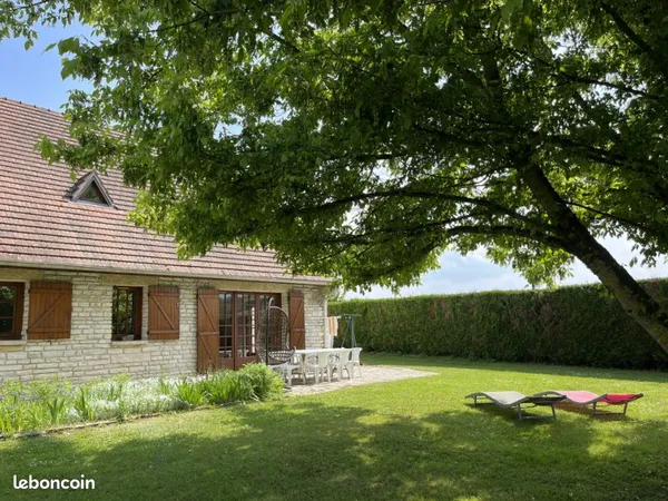 Maison de caractère à Noyers-Sur-Serein