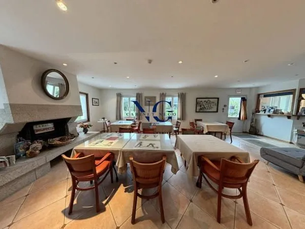 Maison 12 pièces 260 m²