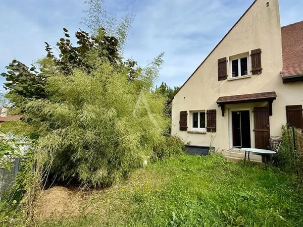Appartement Viroflay 3 pièces en duplex 60m² utile avec jardin et grenier