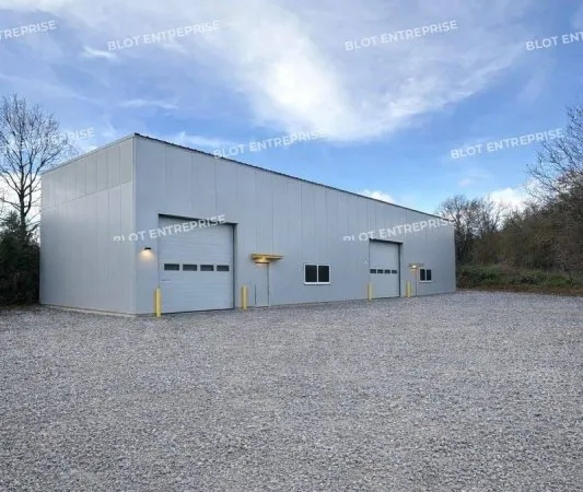 Local d'activité 440 m²