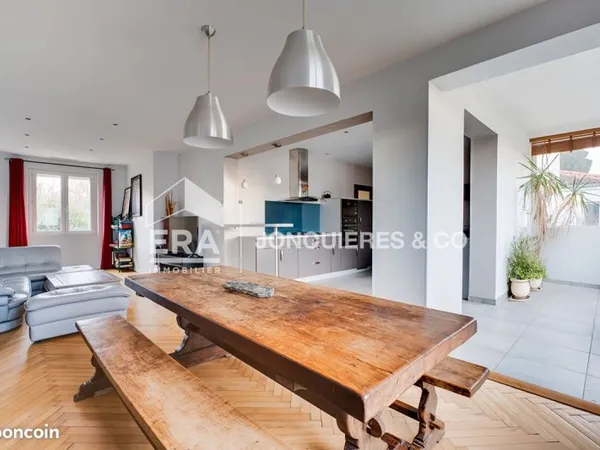 Appartement 4 pièces 98 m²