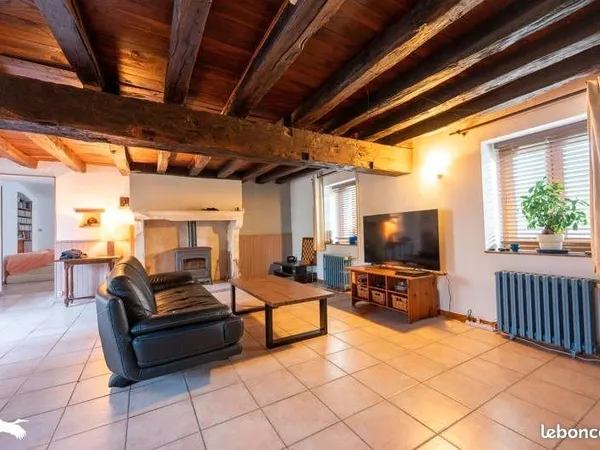 Longère 6 pièces 219 m²
