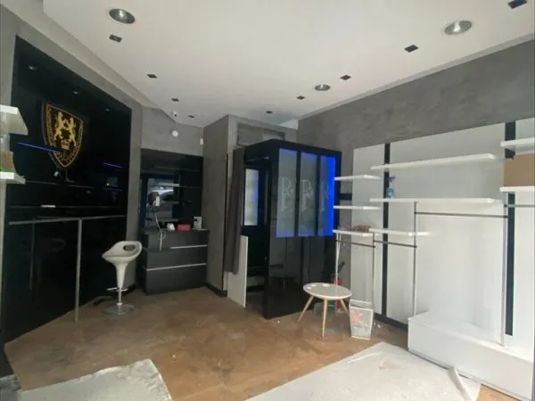 Boutique 2 pièces 36 m²