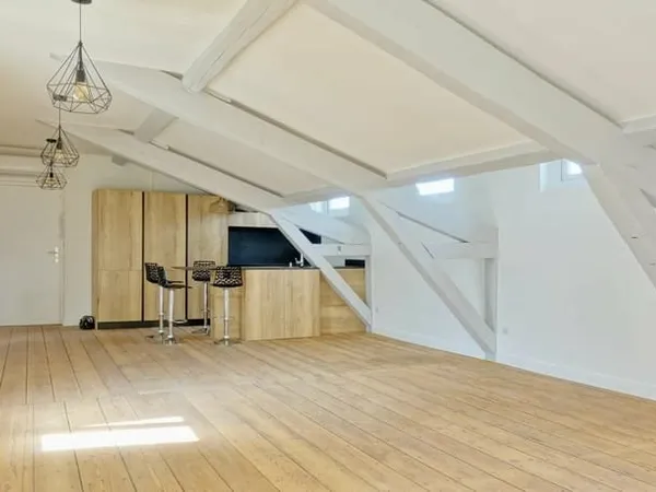 APPARTEMENT T2 BORDEAUX TRIANGLE