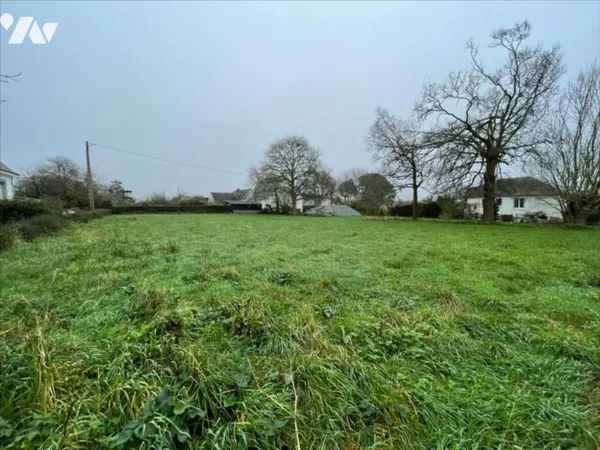 Terrain 880 m²