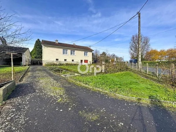À Vendre - Maison avec Appartement Indépendant à Saint-Priest-Taurion (87480)