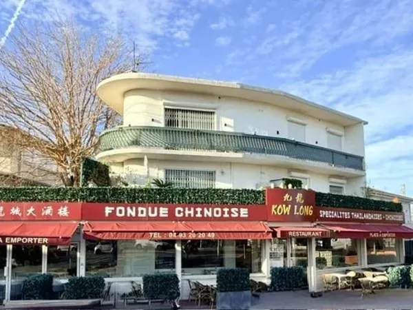 A VENDRE CAUSE RETRAITE IMMEUBLE LIBRE