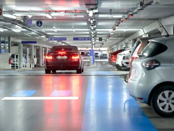 Rare à la Vente Parking Loué à Bordeaux Excellent Rendement