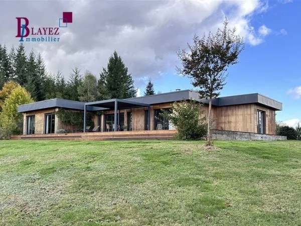 Villa 5 pièces 158 m²