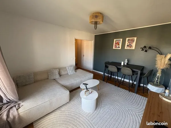 Apparemment T2 LOCATION