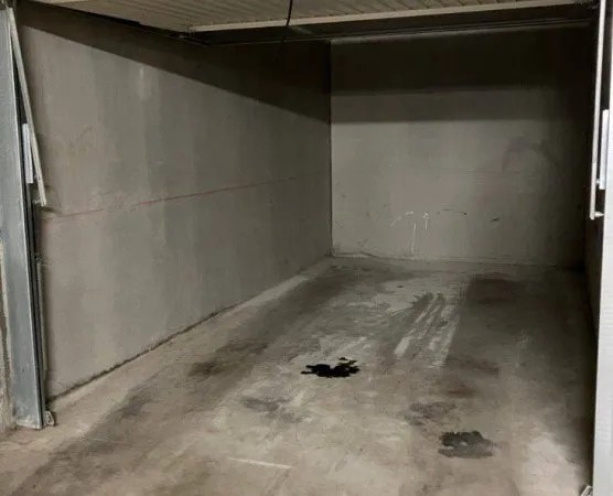 Parking 13 m²