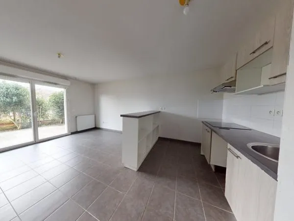 Plaisance du Touch appartement T3 59M2 deux places de parkin