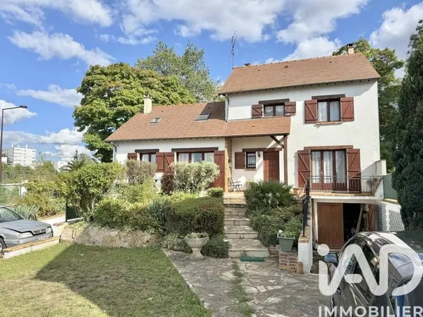 Maison 8 pièces 156 m²