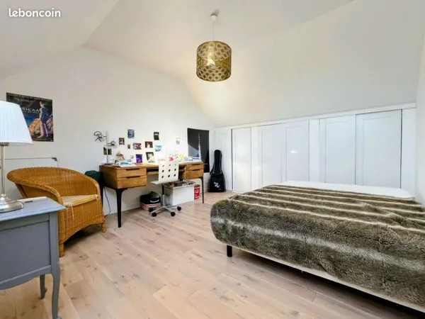 Vente maison clenay 170m2 6 chambres avec piscine 8X4 sur un terrain de 835m2