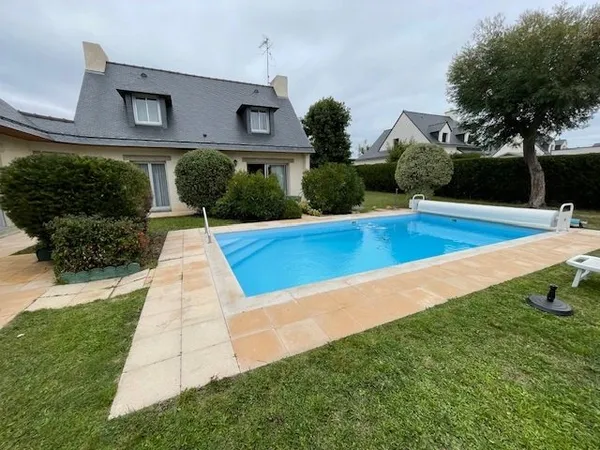 Maison 10 pièces 178 m²
