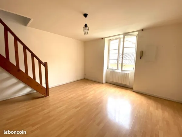 Agréable 2 pièces duplex en centre-ville proche Cathédrale - 29 m2