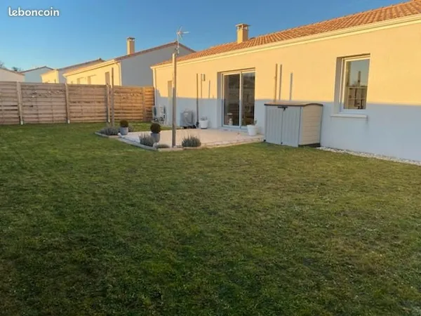Maison de plain-pied 90 m² avec garage - Fléac (16730)