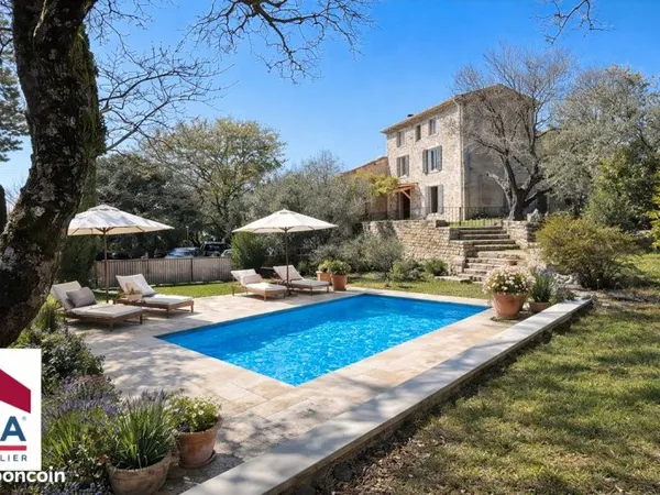 Maison 7 pièces 150 m²