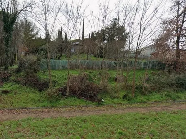 Terrain 450 m²