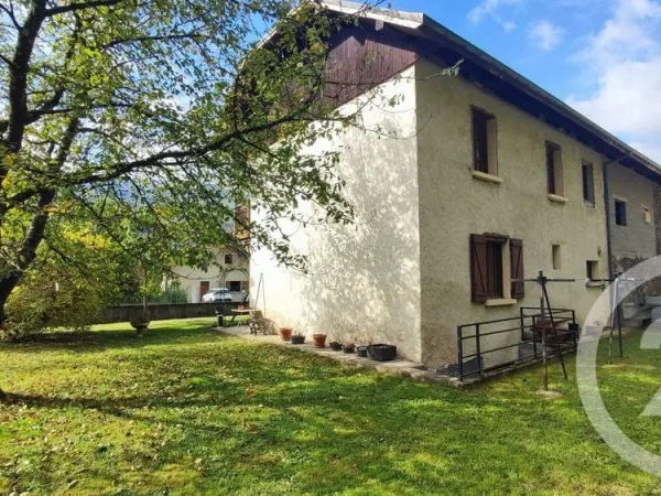 Maison 5 pièces 181 m²