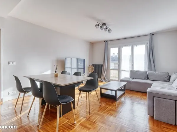 Colocation Angers - Superbe Chambre - T5 Refait à neuf