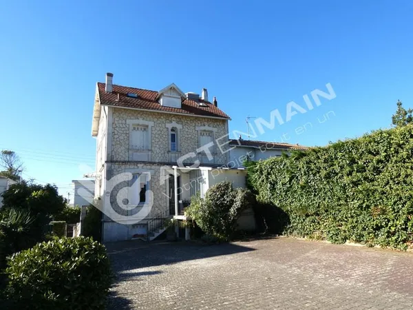 Appartement, étage 2/3, parking