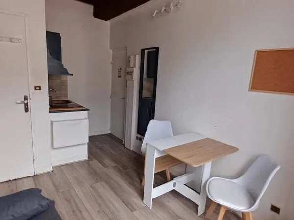 Studio meublé rue Royale