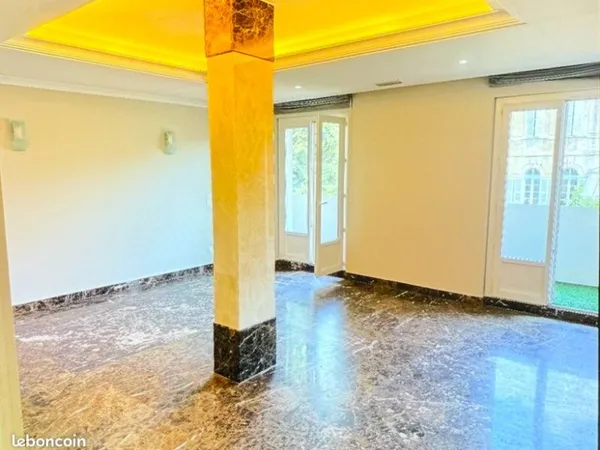 Appartement à usage de bureaux