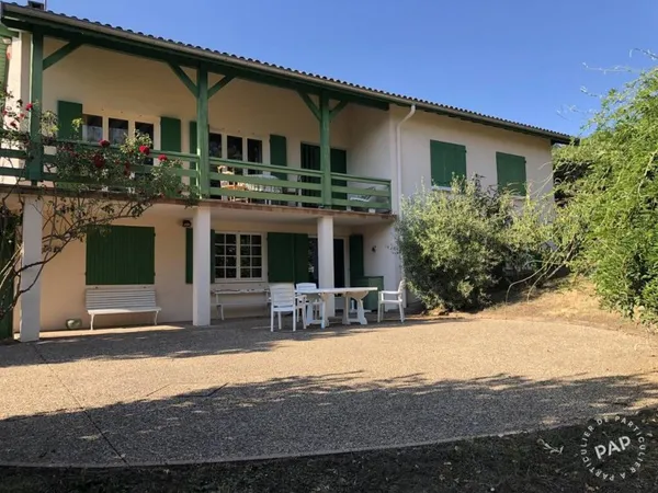 Maison 9 pièces 280 m²