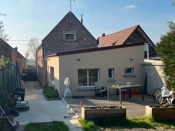 Maison 6 pièces type longère 133 m2