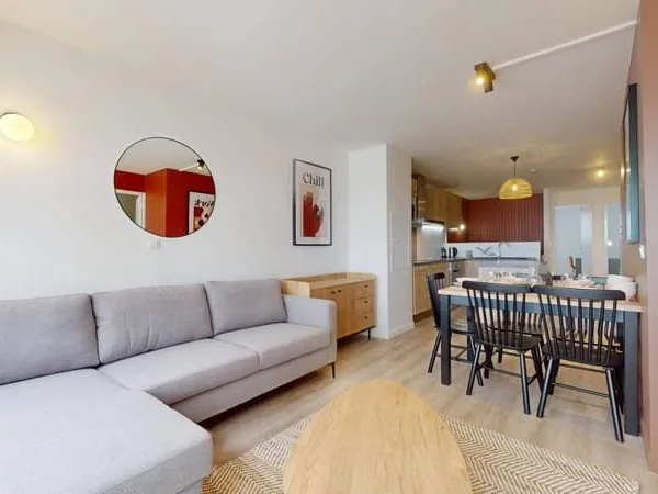 Appartement 6 pièces 100 m²