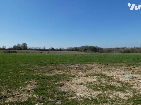 Terrain 1785 m²