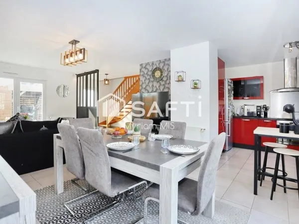 Rare à la vente au coeur du quartier Gaité
