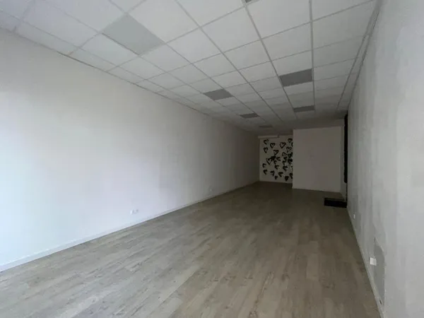 Local commercial 55 m²