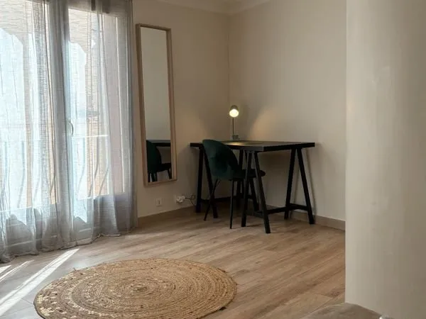 Colocation étudiante intra-muros, 2 chambres avec salle de bain privative, calme et tout confort