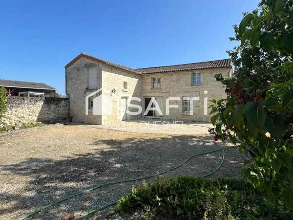 Maison de campagne, entièrement rénové en 2007