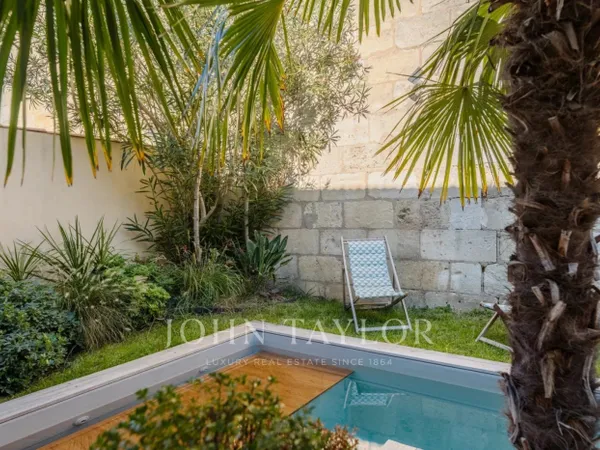 MAISON HAUT DE GAMME - 4 CHAMBRES - PISCINE - PARKING - CLIMATIS