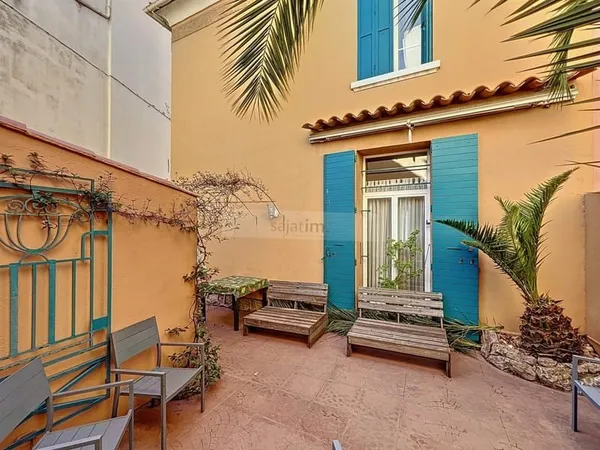 Charmante Maison De Ville de 110 m²