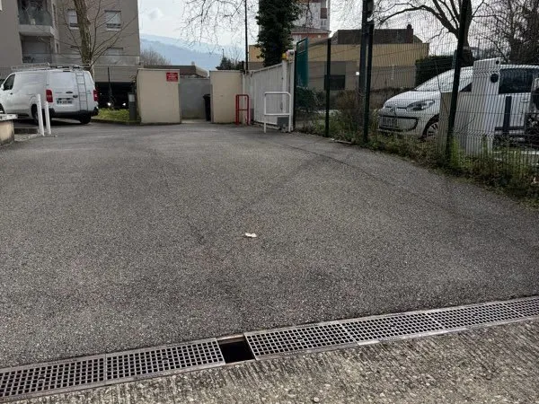 Garage sécurisé
