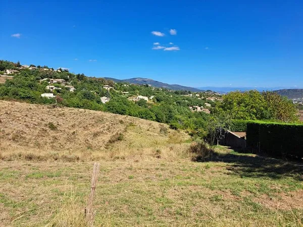 Terrain 804 m²