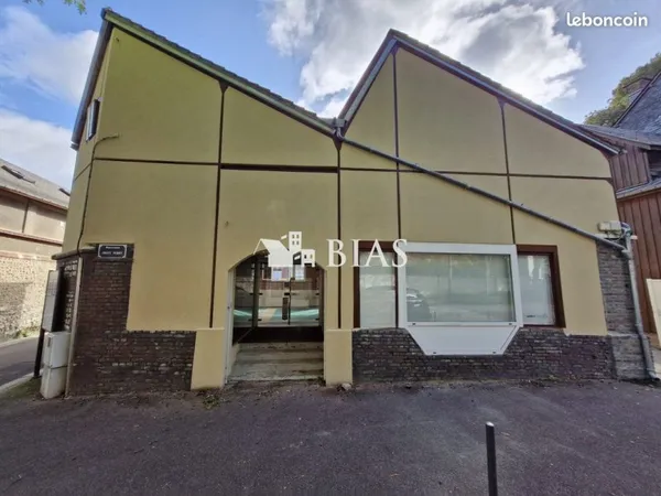 Local 137 m²