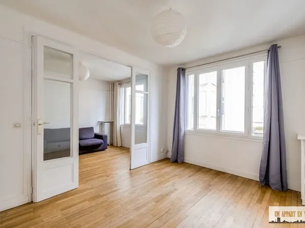 Av de Versailles côté parc Saint-Périne - 2 pièces 45,46 m² au 2ème étage avec ascenseur