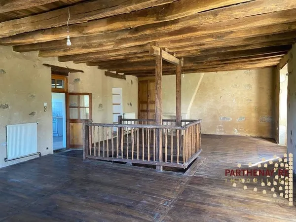 Maison 6 pièces 227 m²