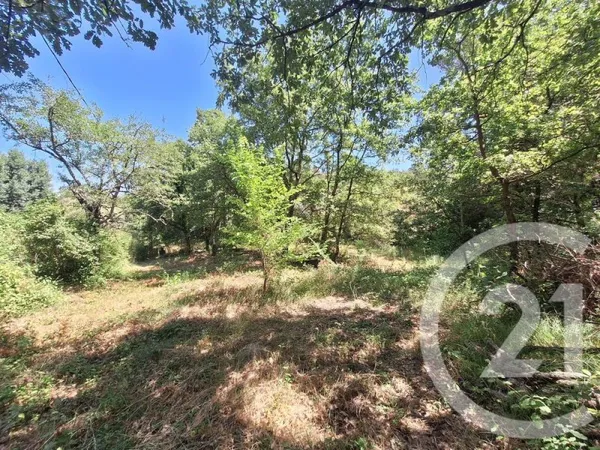 Terrain 1759 m²