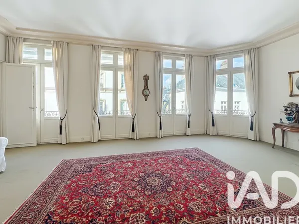 Appartement 5 pièces 173 m²