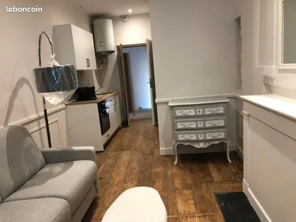 Particulier loue Studio Meublé