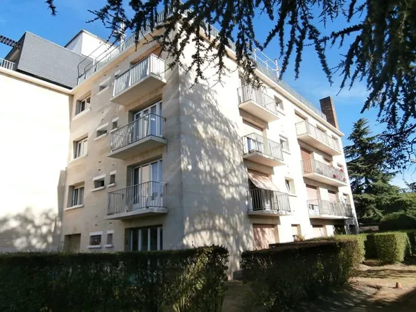Grand studio de 28m2