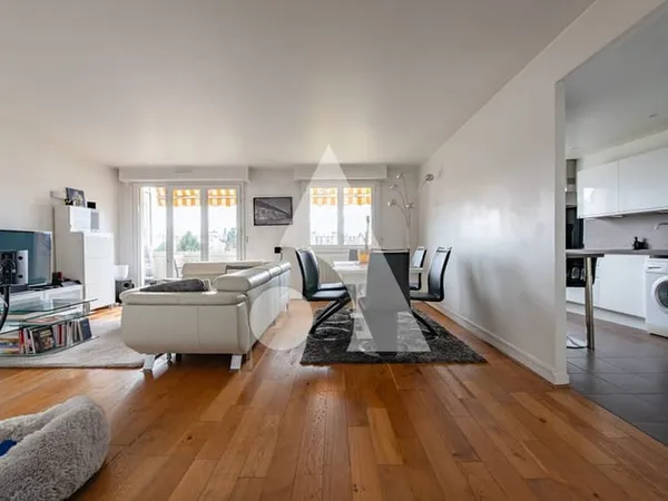 Appartement 4 pièces 94 m² Saint-Maur-des-Fosses