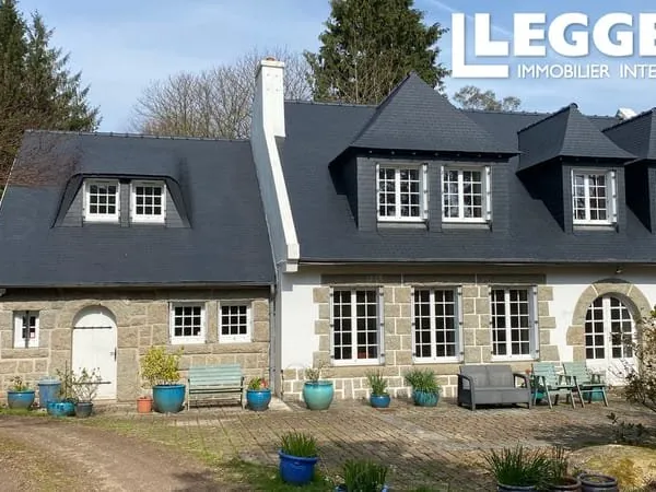 Maison fantastique avec terrain de 58,112m2. BERRIEN!!